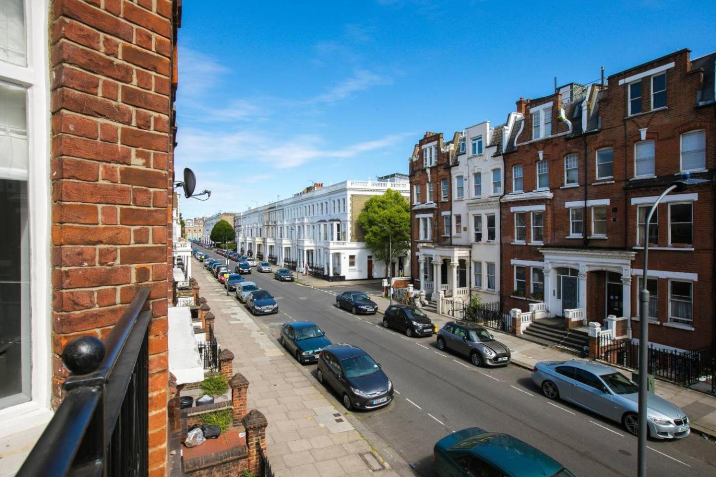 Guestready - West Kensington Home W/Balcony Londra Exterior foto
